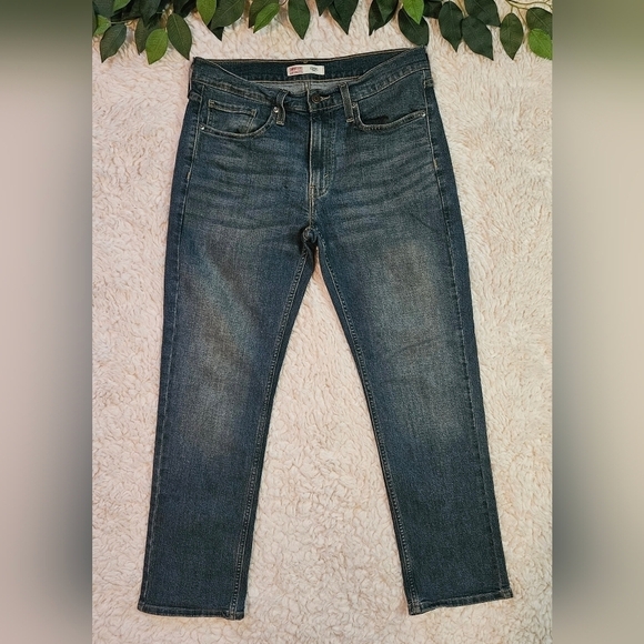 Signature by Levi Strauss Pants - Levi Strauss Signature Straight Leg Mid Wash Jeans